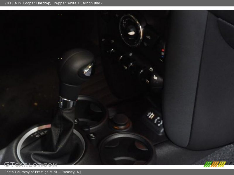 Pepper White / Carbon Black 2013 Mini Cooper Hardtop