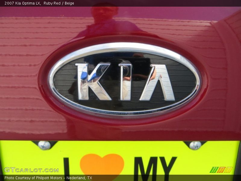Ruby Red / Beige 2007 Kia Optima LX