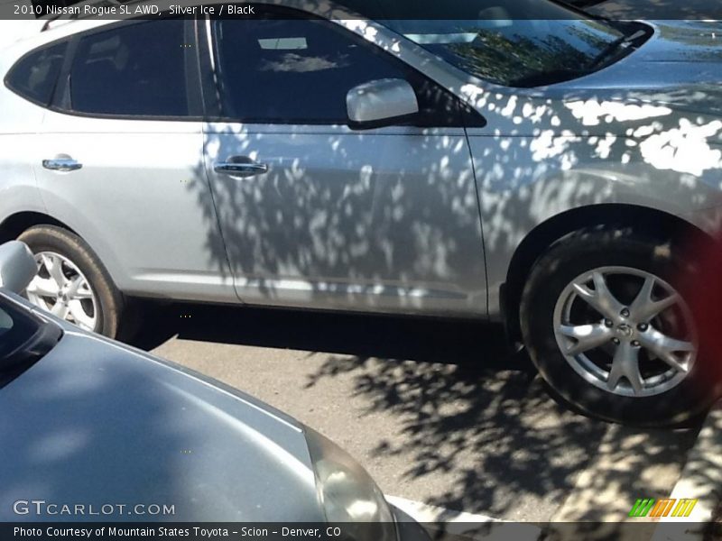 Silver Ice / Black 2010 Nissan Rogue SL AWD