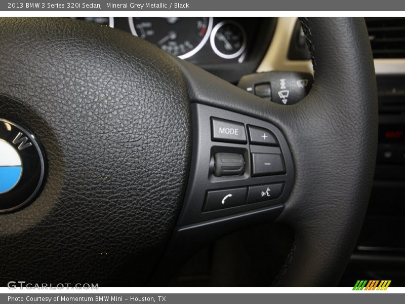 Mineral Grey Metallic / Black 2013 BMW 3 Series 320i Sedan