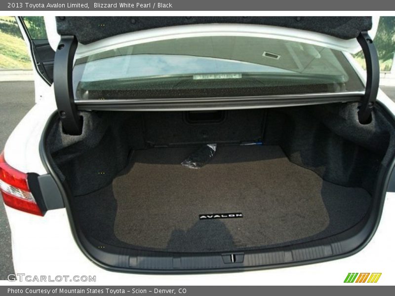 Blizzard White Pearl / Black 2013 Toyota Avalon Limited