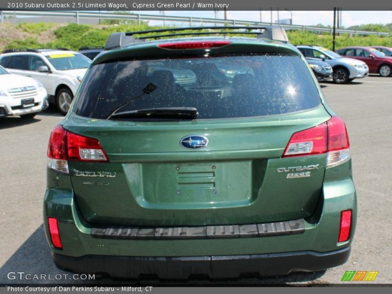Cypress Green Pearl / Warm Ivory 2010 Subaru Outback 2.5i Limited Wagon