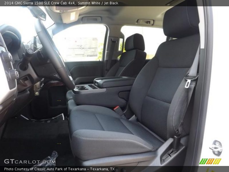 Front Seat of 2014 Sierra 1500 SLE Crew Cab 4x4