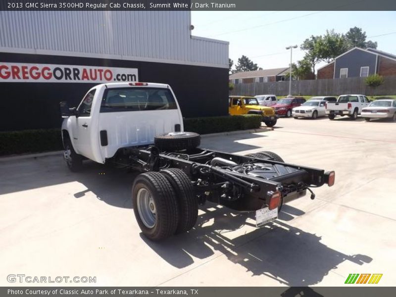 Summit White / Dark Titanium 2013 GMC Sierra 3500HD Regular Cab Chassis