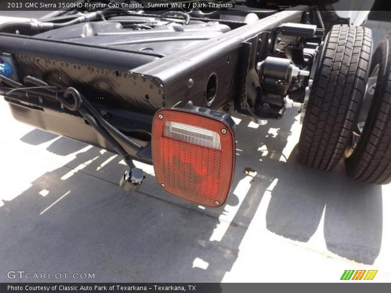 Summit White / Dark Titanium 2013 GMC Sierra 3500HD Regular Cab Chassis