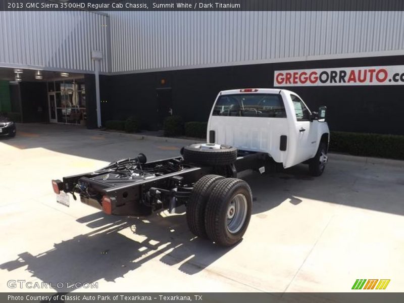 Summit White / Dark Titanium 2013 GMC Sierra 3500HD Regular Cab Chassis