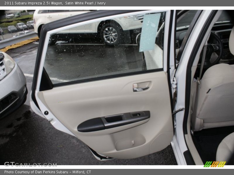 Satin White Pearl / Ivory 2011 Subaru Impreza 2.5i Wagon