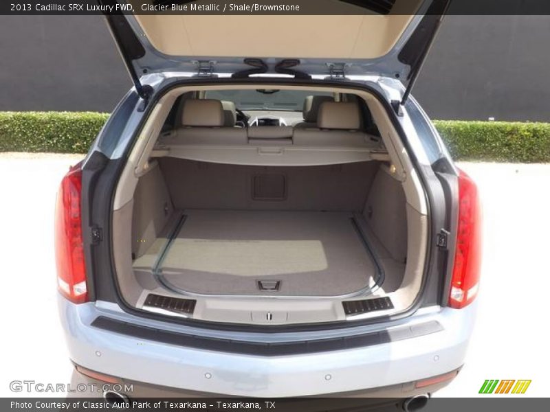 Glacier Blue Metallic / Shale/Brownstone 2013 Cadillac SRX Luxury FWD