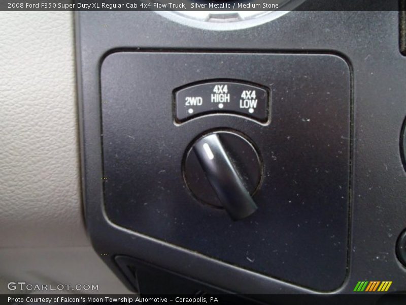 Controls of 2008 F350 Super Duty XL Regular Cab 4x4 Plow Truck