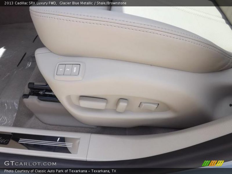 Glacier Blue Metallic / Shale/Brownstone 2013 Cadillac SRX Luxury FWD