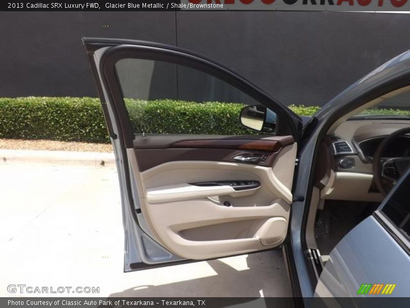 Glacier Blue Metallic / Shale/Brownstone 2013 Cadillac SRX Luxury FWD