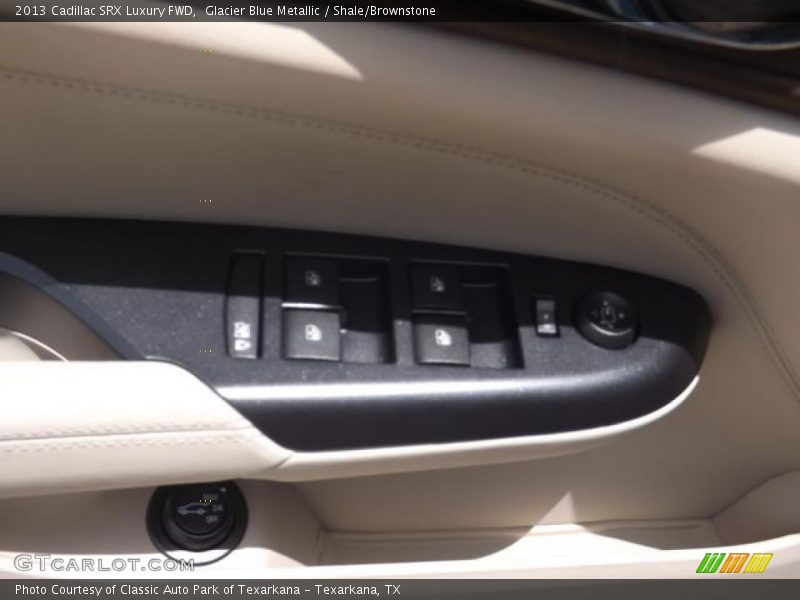 Glacier Blue Metallic / Shale/Brownstone 2013 Cadillac SRX Luxury FWD