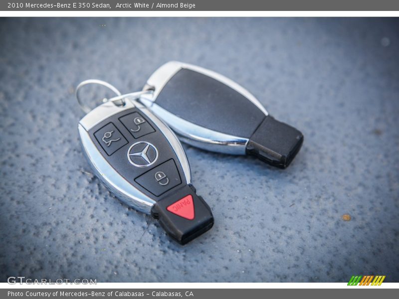 Arctic White / Almond Beige 2010 Mercedes-Benz E 350 Sedan
