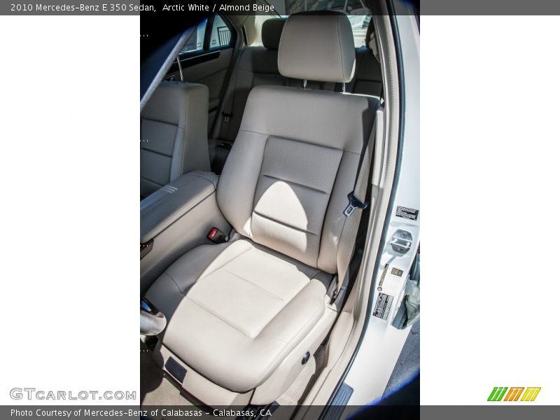 Arctic White / Almond Beige 2010 Mercedes-Benz E 350 Sedan