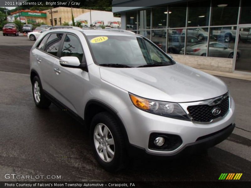 Bright Silver / Gray 2011 Kia Sorento LX