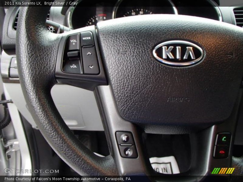 Bright Silver / Gray 2011 Kia Sorento LX