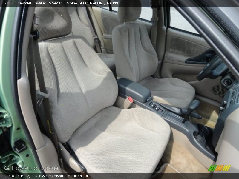 Alpine Green Metallic / Neutral 2002 Chevrolet Cavalier LS Sedan