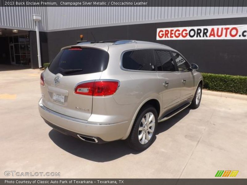 Champagne Silver Metallic / Choccachino Leather 2013 Buick Enclave Premium