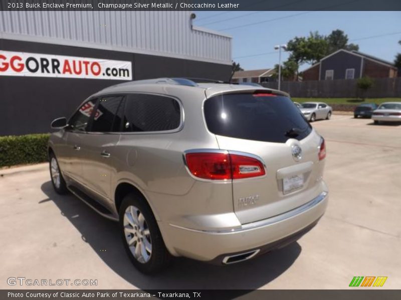 Champagne Silver Metallic / Choccachino Leather 2013 Buick Enclave Premium