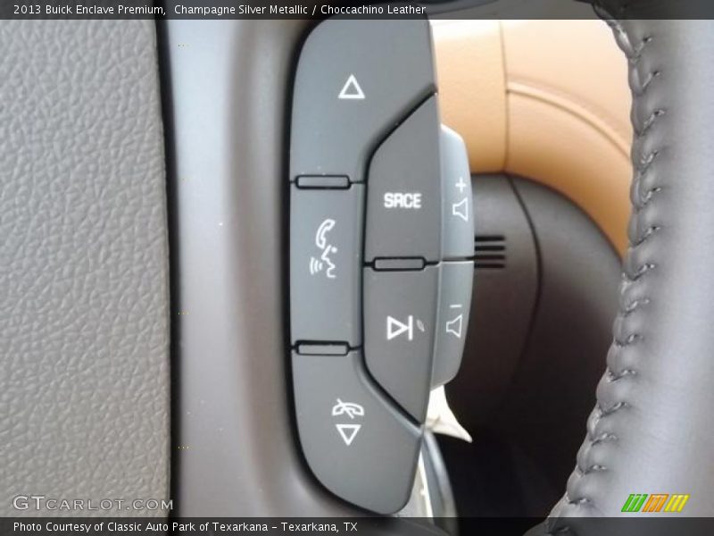 Champagne Silver Metallic / Choccachino Leather 2013 Buick Enclave Premium