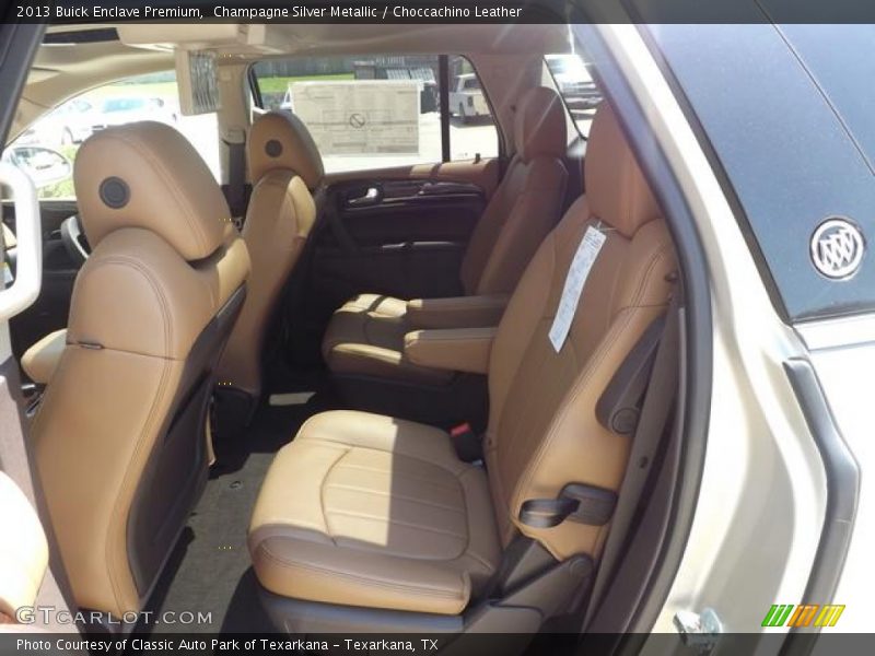 Champagne Silver Metallic / Choccachino Leather 2013 Buick Enclave Premium