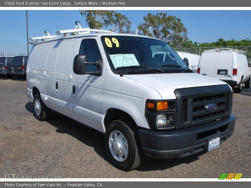 Oxford White / Medium Flint 2009 Ford E Series Van E150 Cargo