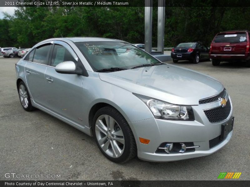 Front 3/4 View of 2011 Cruze LTZ/RS