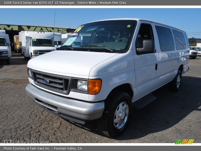 Oxford White / Medium Flint Grey 2006 Ford E Series Van E350 XLT 15 Passenger