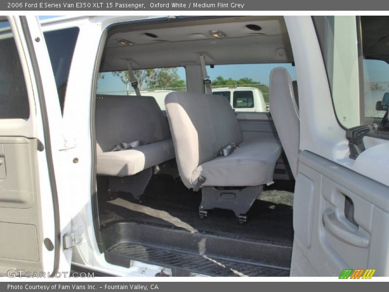 Oxford White / Medium Flint Grey 2006 Ford E Series Van E350 XLT 15 Passenger