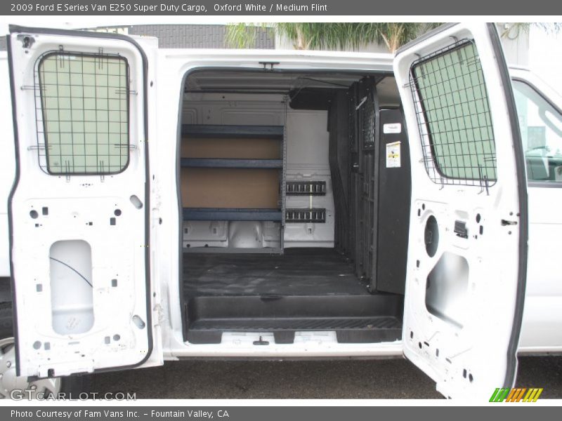 Oxford White / Medium Flint 2009 Ford E Series Van E250 Super Duty Cargo