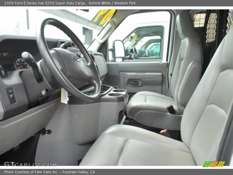 Oxford White / Medium Flint 2009 Ford E Series Van E250 Super Duty Cargo