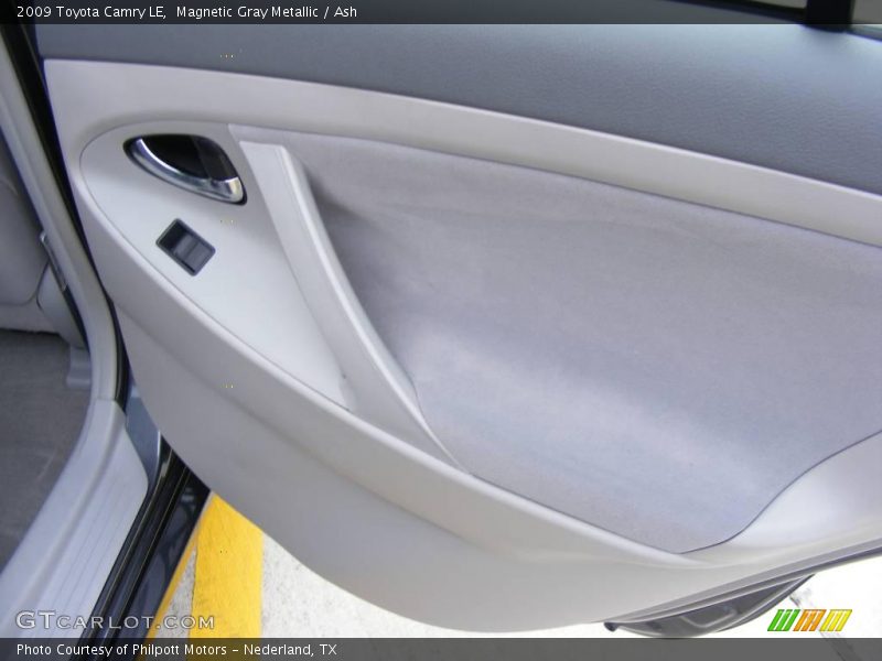 Magnetic Gray Metallic / Ash 2009 Toyota Camry LE