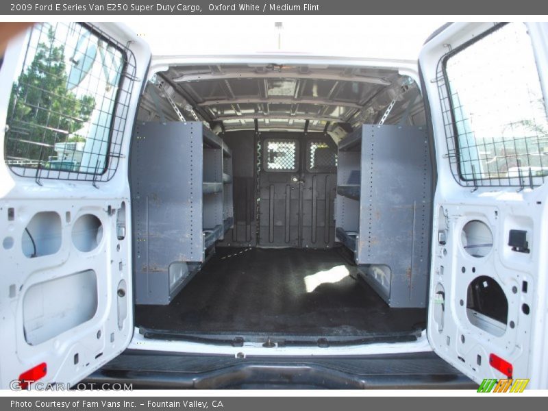 Oxford White / Medium Flint 2009 Ford E Series Van E250 Super Duty Cargo
