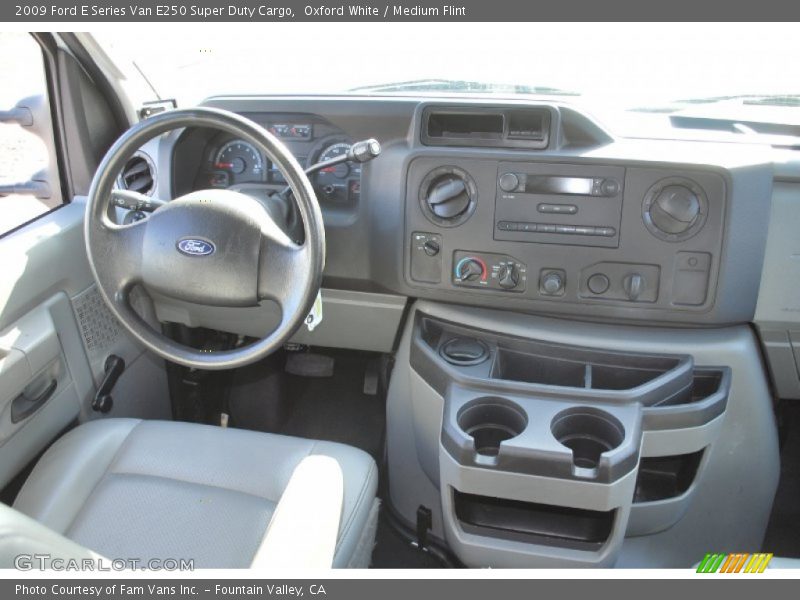 Oxford White / Medium Flint 2009 Ford E Series Van E250 Super Duty Cargo