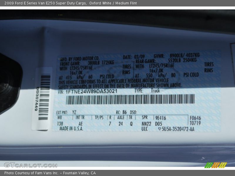 Oxford White / Medium Flint 2009 Ford E Series Van E250 Super Duty Cargo