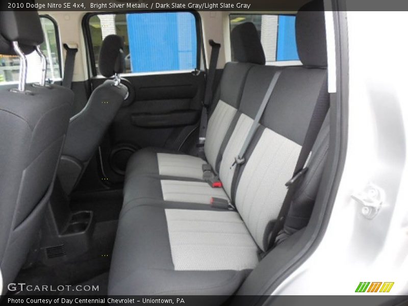 Bright Silver Metallic / Dark Slate Gray/Light Slate Gray 2010 Dodge Nitro SE 4x4