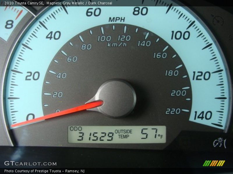 Magnetic Gray Metallic / Dark Charcoal 2010 Toyota Camry SE