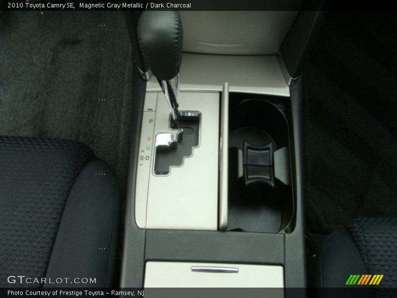 Magnetic Gray Metallic / Dark Charcoal 2010 Toyota Camry SE