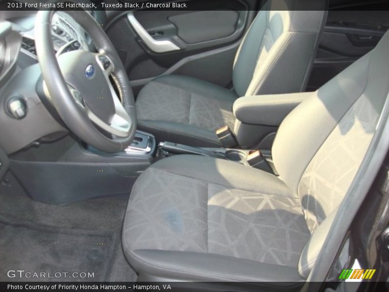 Tuxedo Black / Charcoal Black 2013 Ford Fiesta SE Hatchback