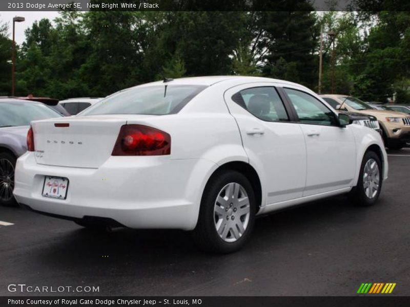 New Bright White / Black 2013 Dodge Avenger SE