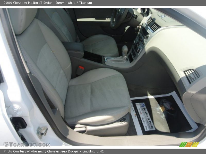 Summit White / Titanium 2009 Chevrolet Malibu LT Sedan