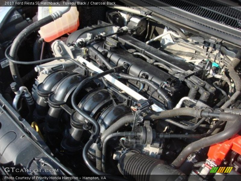 Tuxedo Black / Charcoal Black 2013 Ford Fiesta SE Hatchback