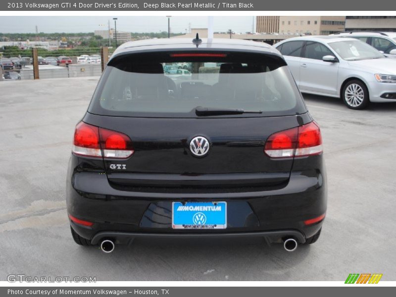 Deep Black Pearl Metallic / Titan Black 2013 Volkswagen GTI 4 Door Driver's Edition