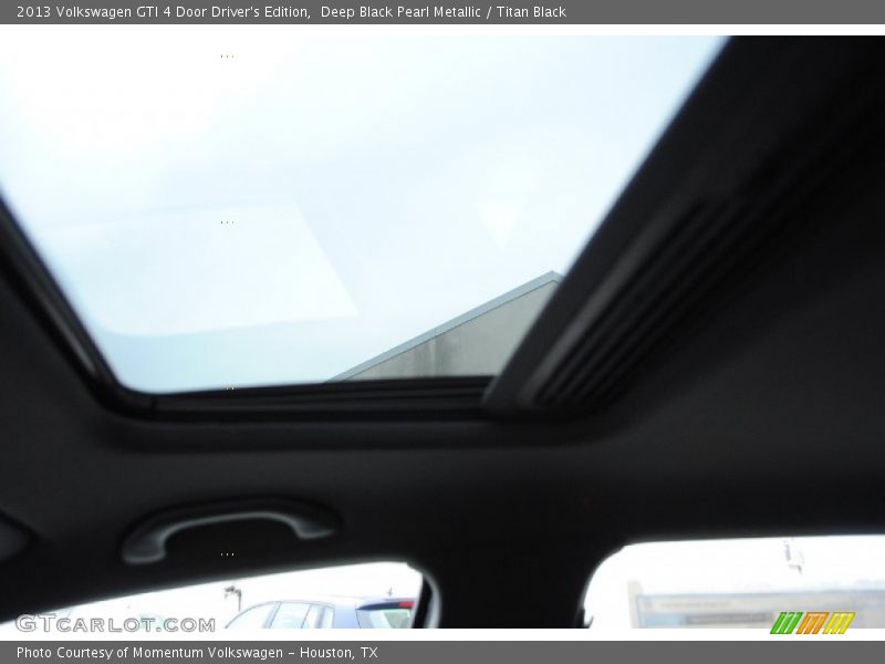 Deep Black Pearl Metallic / Titan Black 2013 Volkswagen GTI 4 Door Driver's Edition