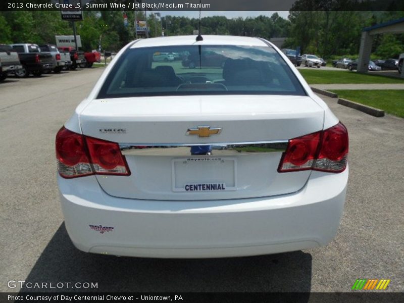 Summit White / Jet Black/Medium Titanium 2013 Chevrolet Cruze LS
