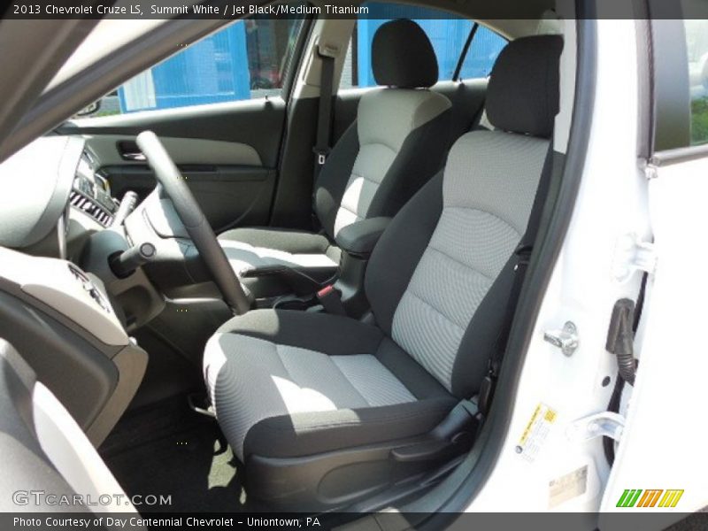 Summit White / Jet Black/Medium Titanium 2013 Chevrolet Cruze LS