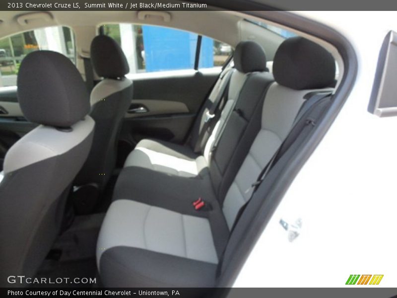 Summit White / Jet Black/Medium Titanium 2013 Chevrolet Cruze LS