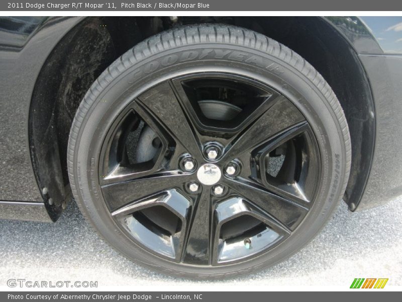  2011 Charger R/T Mopar '11 Wheel