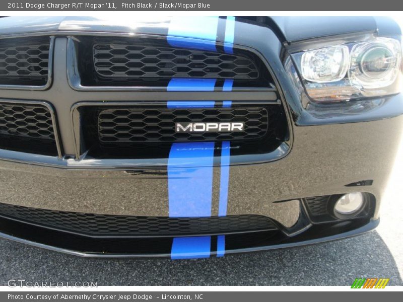 Pitch Black / Black/Mopar Blue 2011 Dodge Charger R/T Mopar '11