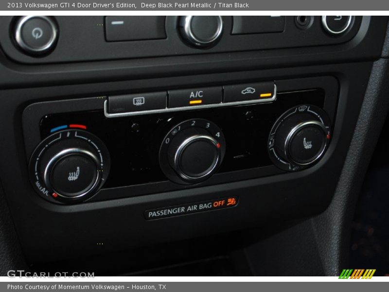 Deep Black Pearl Metallic / Titan Black 2013 Volkswagen GTI 4 Door Driver's Edition